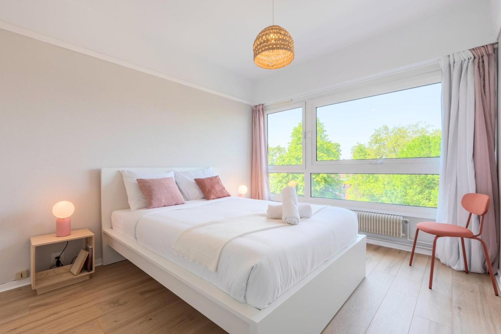 Spacious 3 Bedroom Apartment & Private Parking! Ламберсар Экстерьер фото