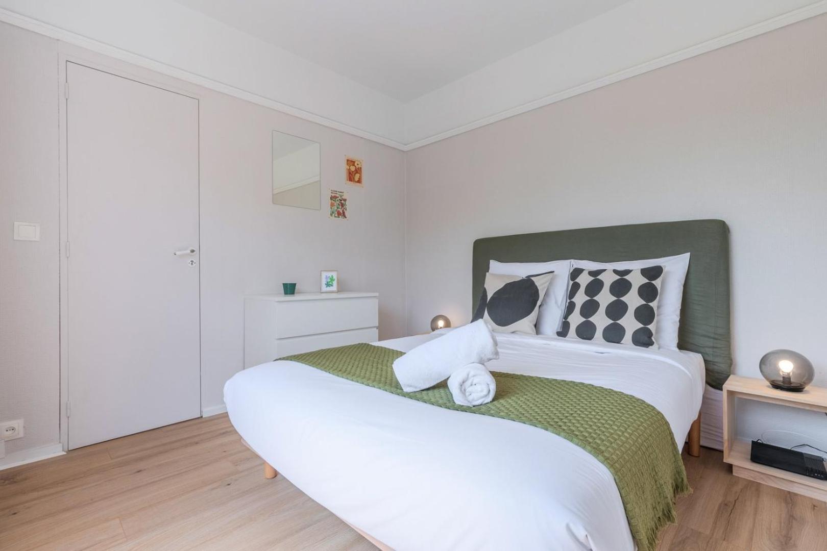 Spacious 3 Bedroom Apartment & Private Parking! Ламберсар Экстерьер фото